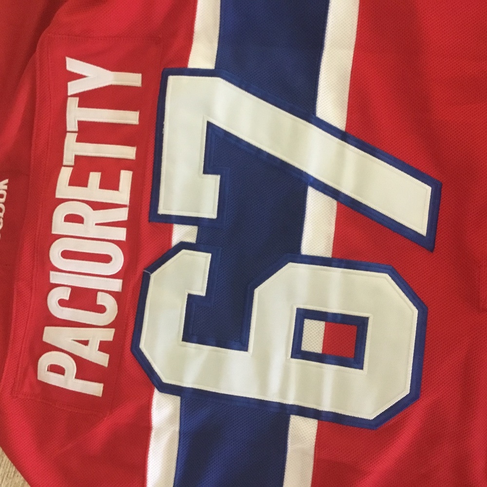 OFFICAL NHL JERSEY
